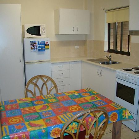 نوسافيل Noosa Yallambee Holiday Apartments المظهر الخارجي الصورة